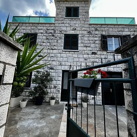 Luka Pavo Apartamento Ston