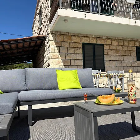 Apartment Luka Pavo